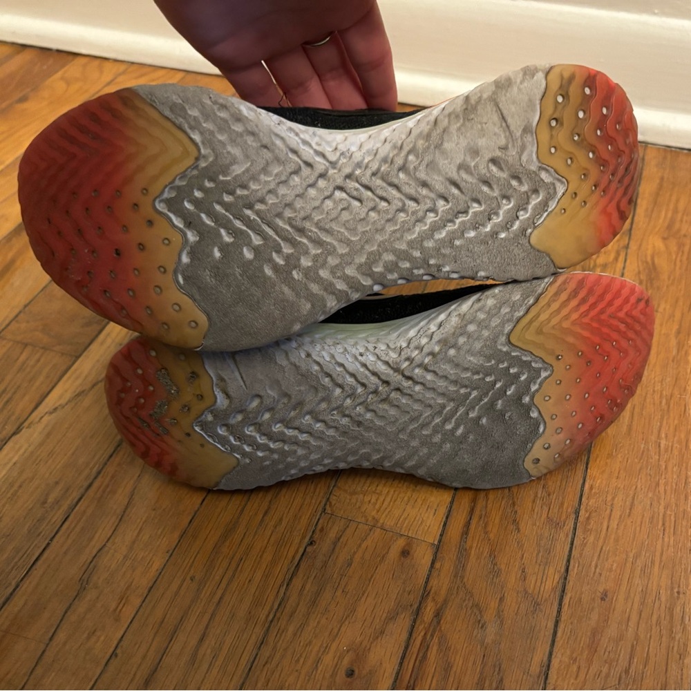 Nike Epic React (W7.5) - image 2